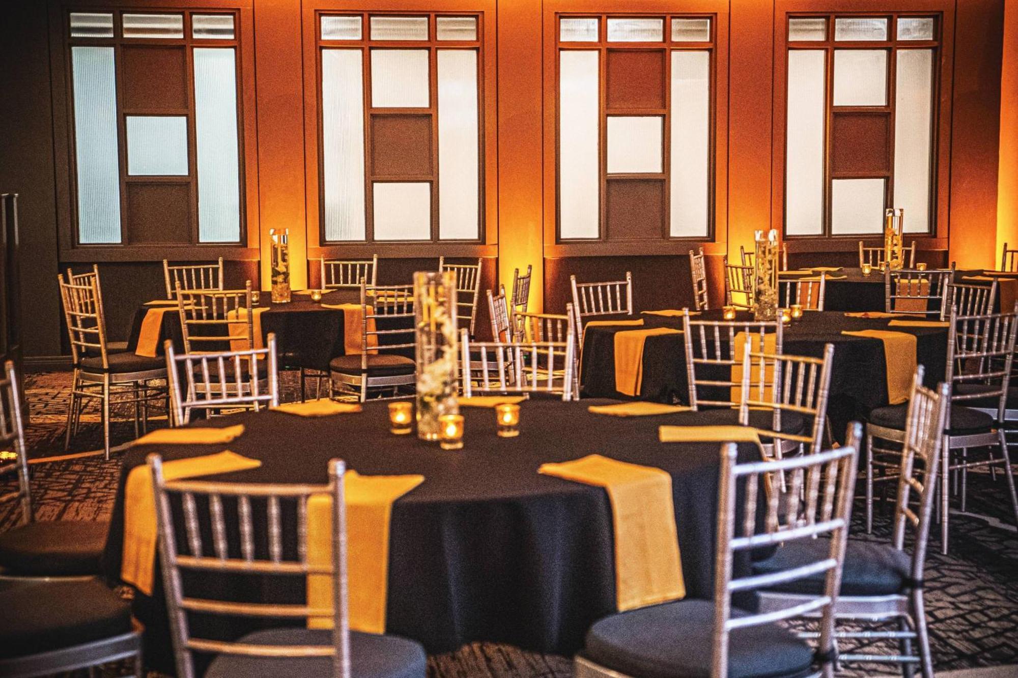 Delta Hotels By Marriott Cincinnati シャロンビル エクステリア 写真
