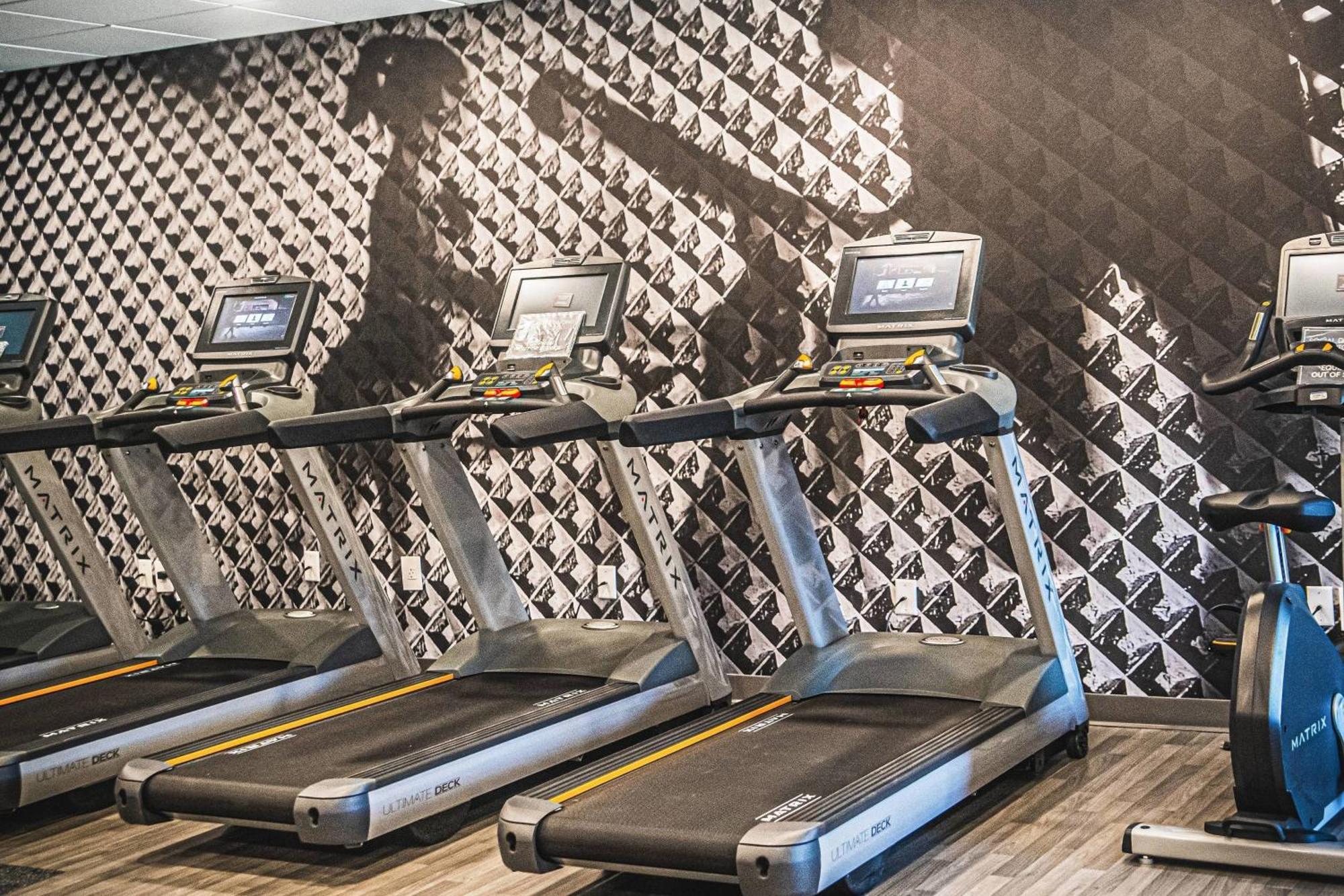 Delta Hotels By Marriott Cincinnati シャロンビル エクステリア 写真